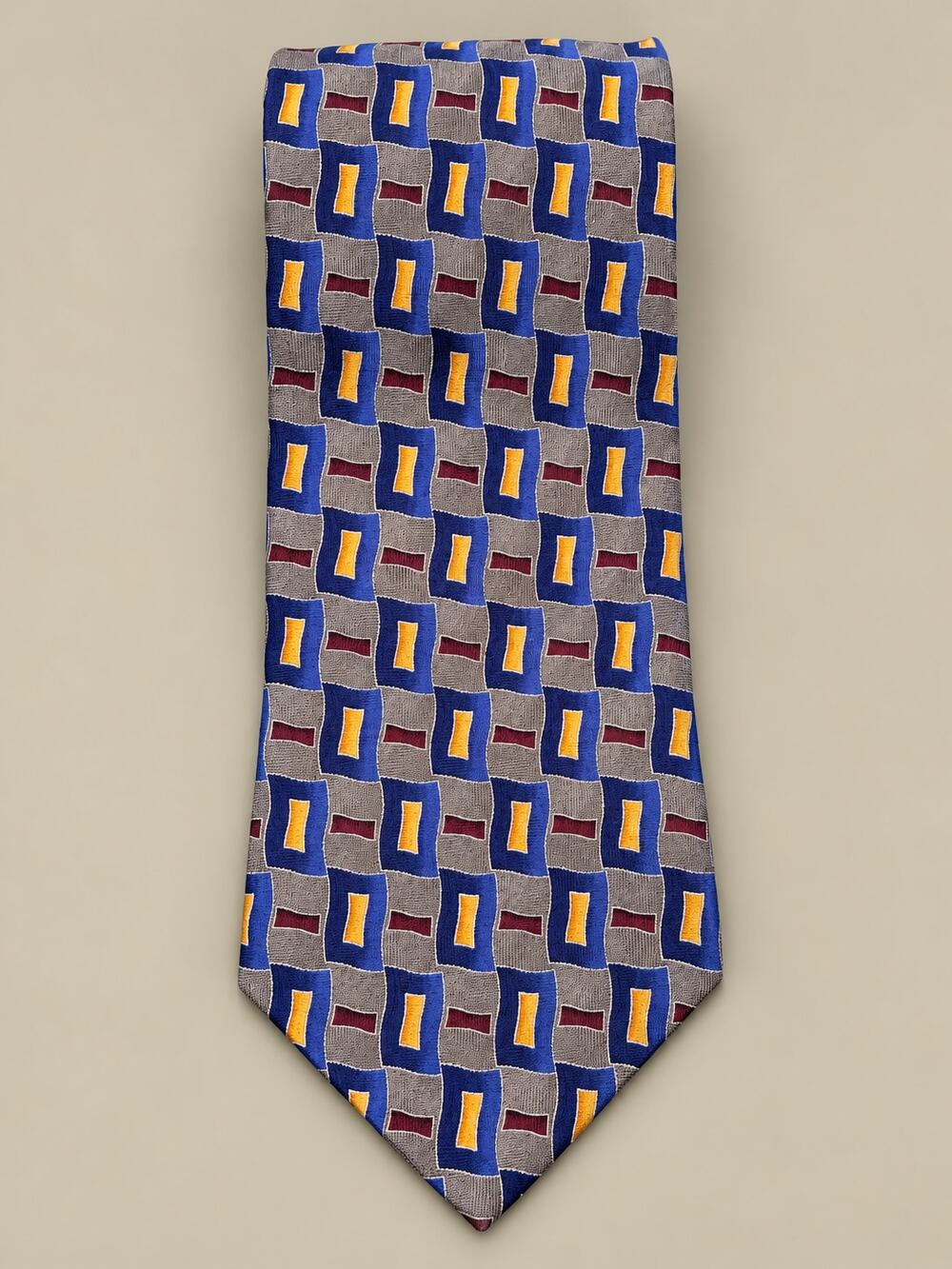 Vintage Oscar de la Renta 100% Silk Geometric Pattern Tie
